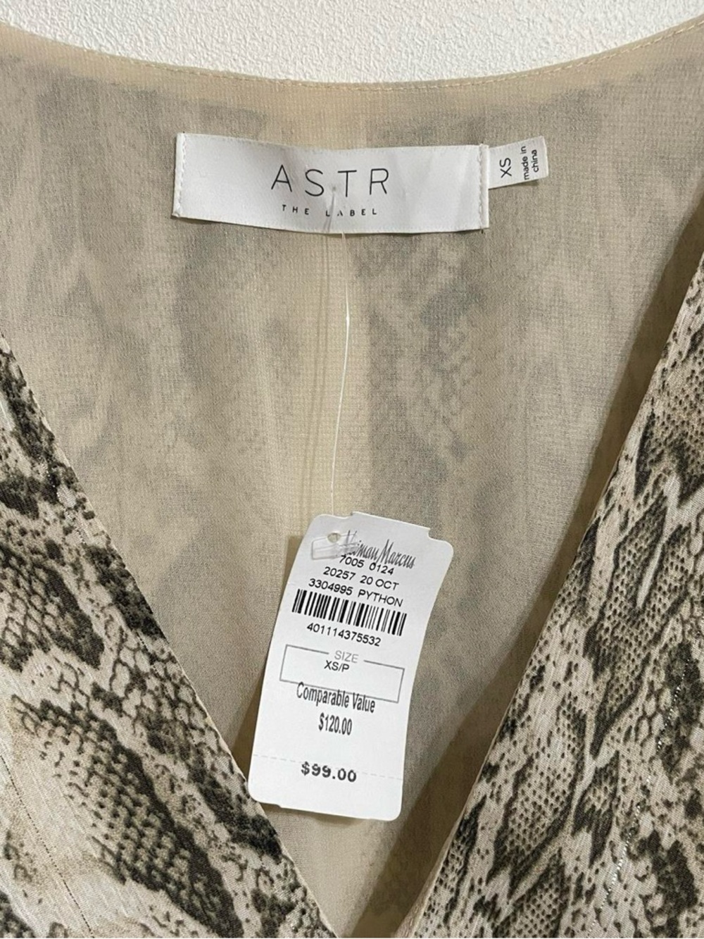 ASTR the Label Raphaela Python Print Mini Dress NWT - Picture 4 of 9
